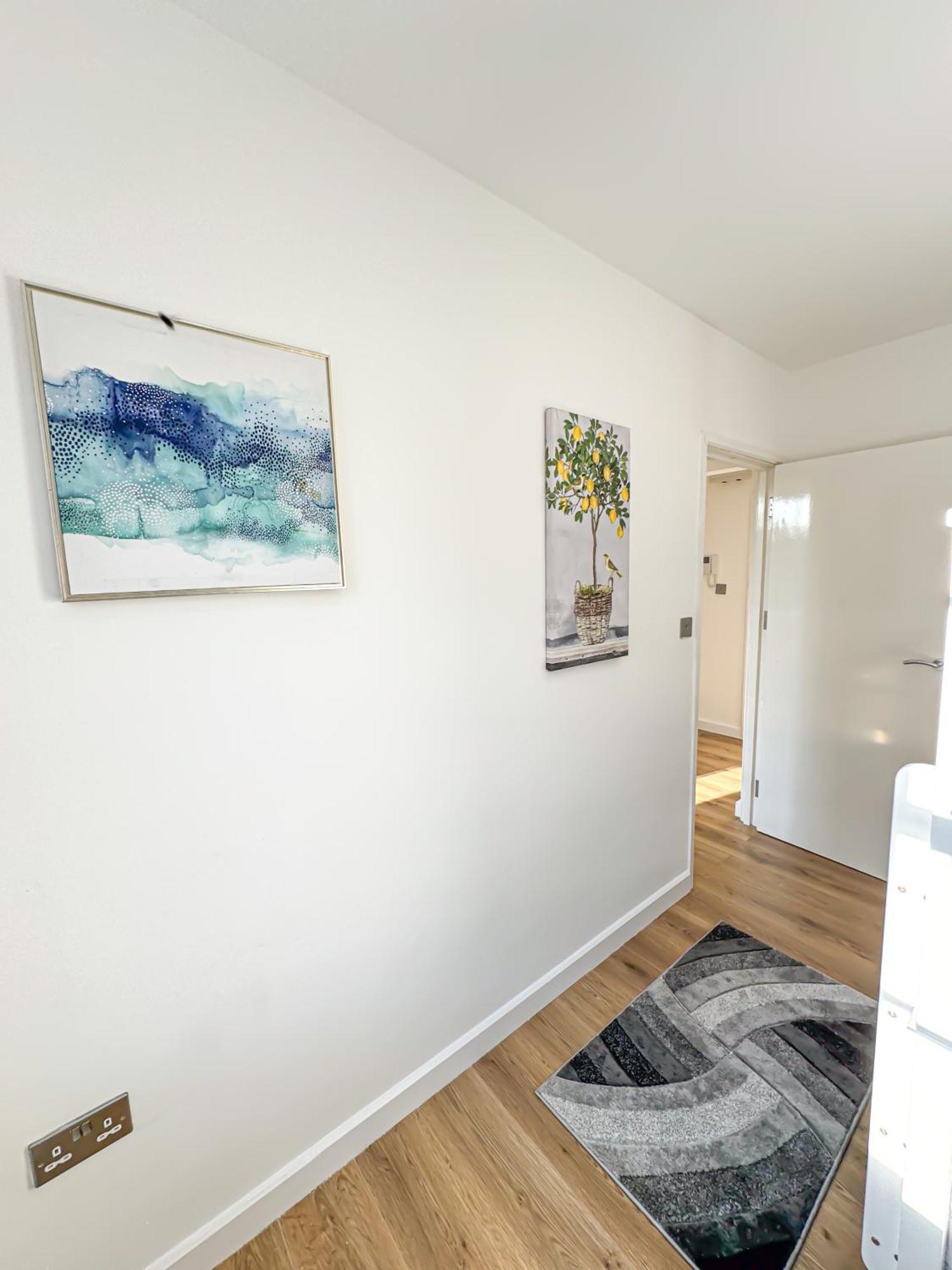 Luxury Flat For 6 - 5 Min Walk From Camden Market Hw4 런던 외부 사진