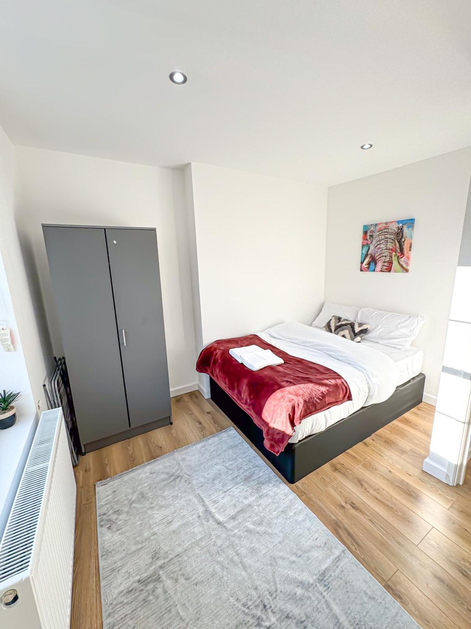 Luxury Flat For 6 - 5 Min Walk From Camden Market Hw4 런던 외부 사진