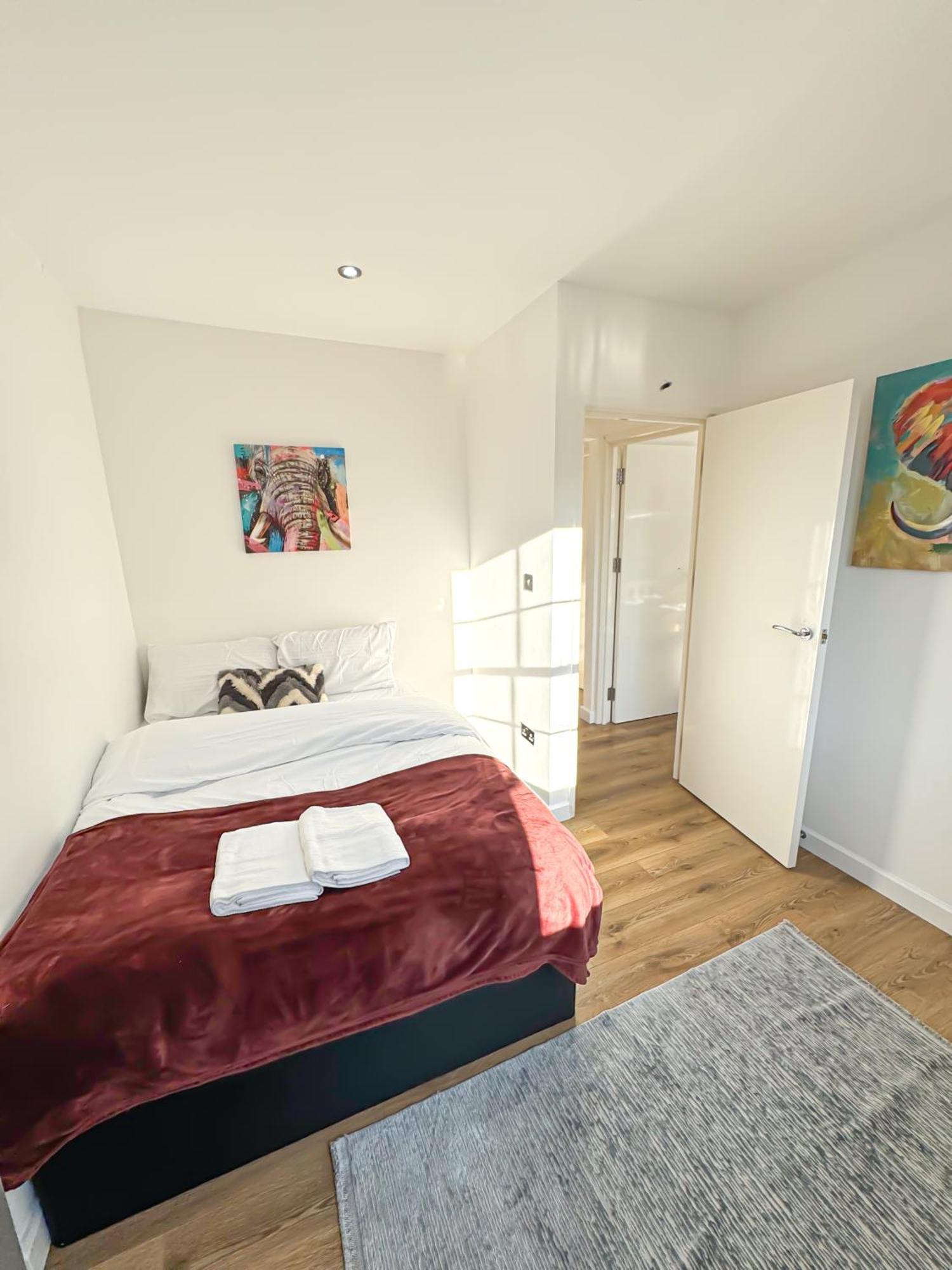 Luxury Flat For 6 - 5 Min Walk From Camden Market Hw4 런던 외부 사진