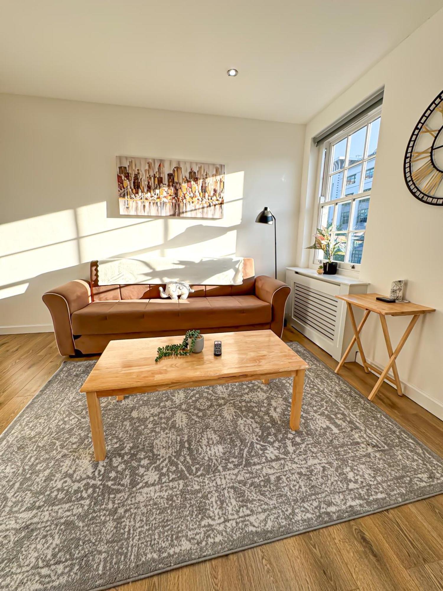 Luxury Flat For 6 - 5 Min Walk From Camden Market Hw4 런던 외부 사진