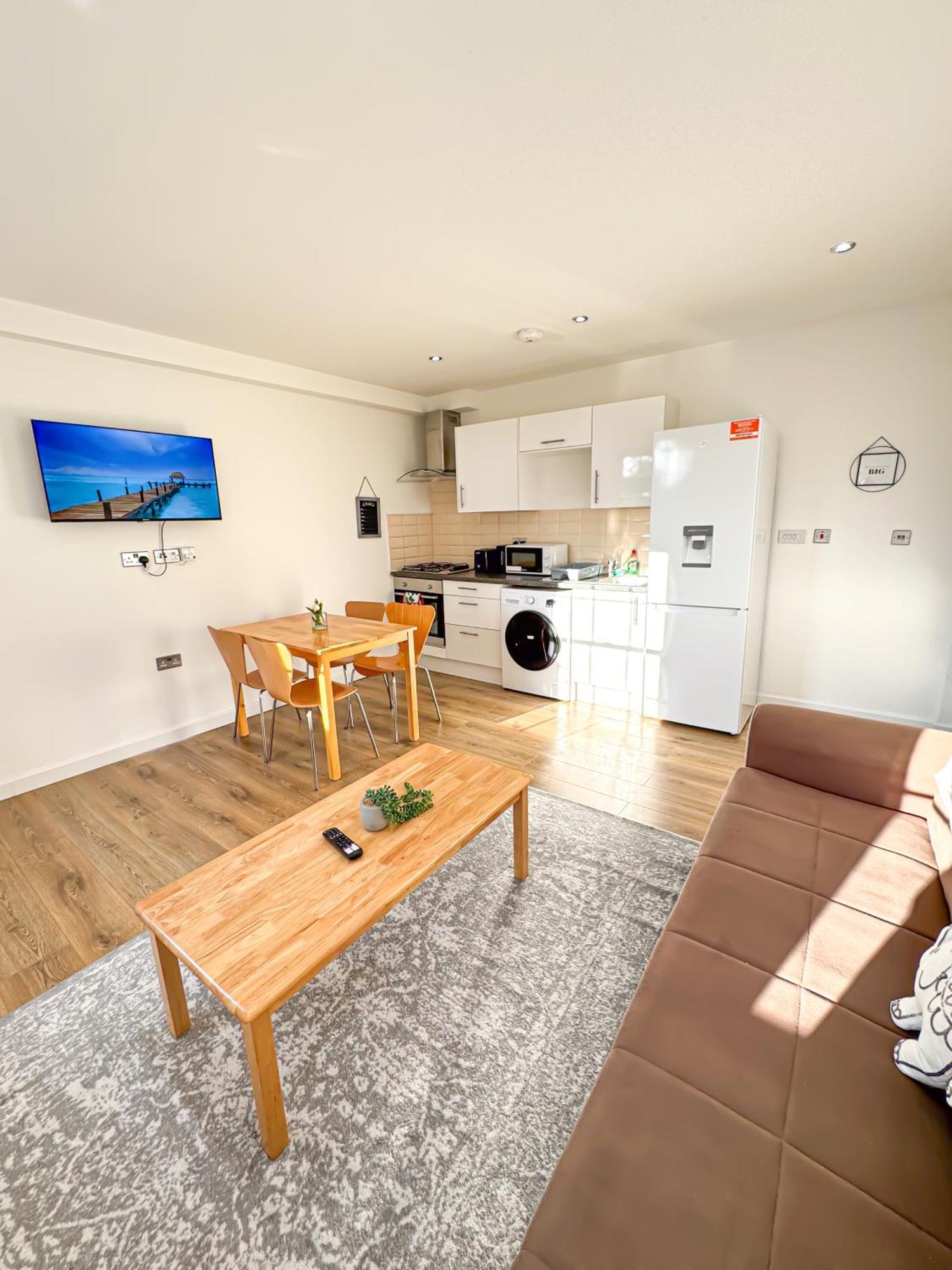 Luxury Flat For 6 - 5 Min Walk From Camden Market Hw4 런던 외부 사진